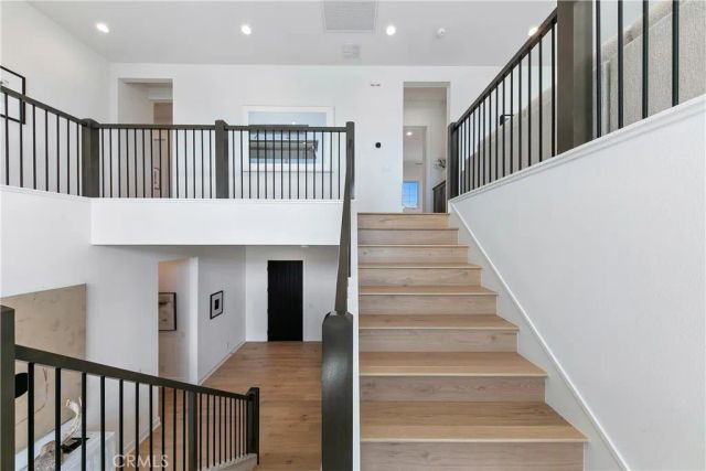 20500 Edgewood Court, Chatsworth, CA 91311