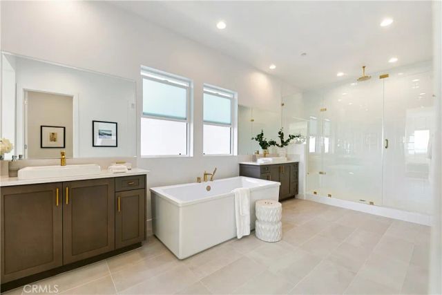 20500 Edgewood Court, Chatsworth, CA 91311
