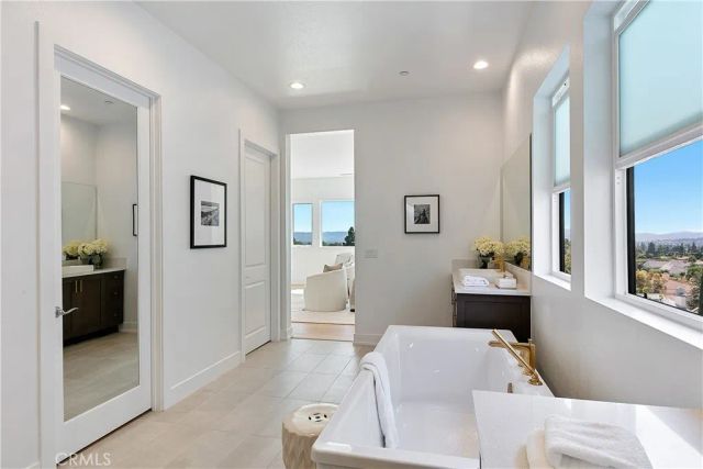 20500 Edgewood Court, Chatsworth, CA 91311