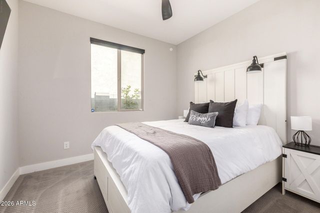 1946 W HORSETAIL Trail, Phoenix, AZ 85085