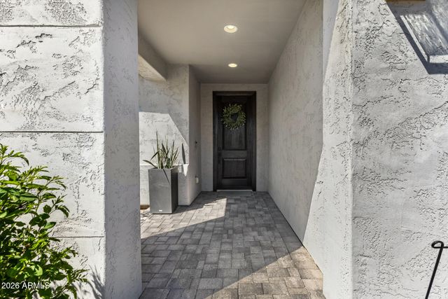 1946 W HORSETAIL Trail, Phoenix, AZ 85085