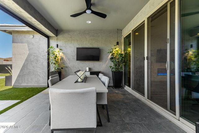 1946 W HORSETAIL Trail, Phoenix, AZ 85085