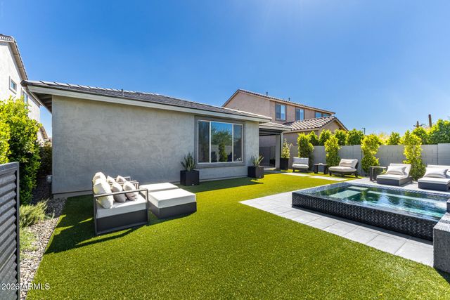 1946 W HORSETAIL Trail, Phoenix, AZ 85085