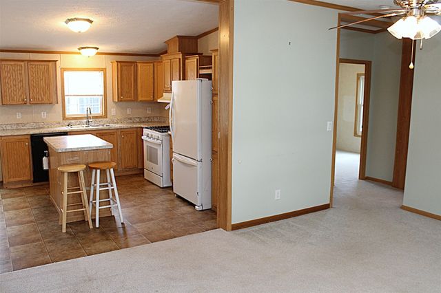 2722 W PARK Lane, Erie, PA 16506