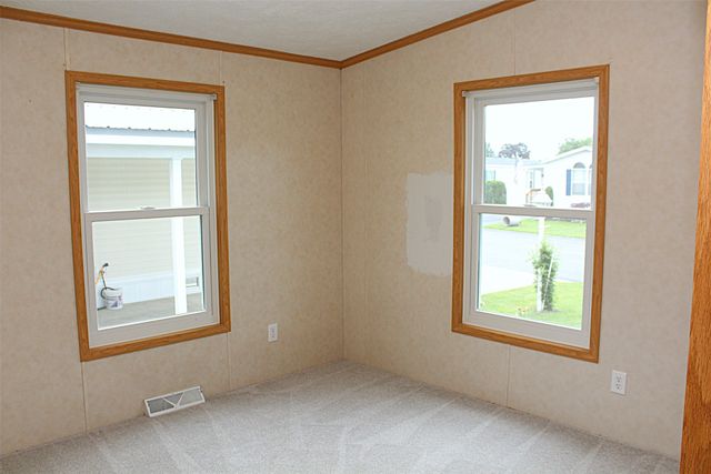 2722 W PARK Lane, Erie, PA 16506
