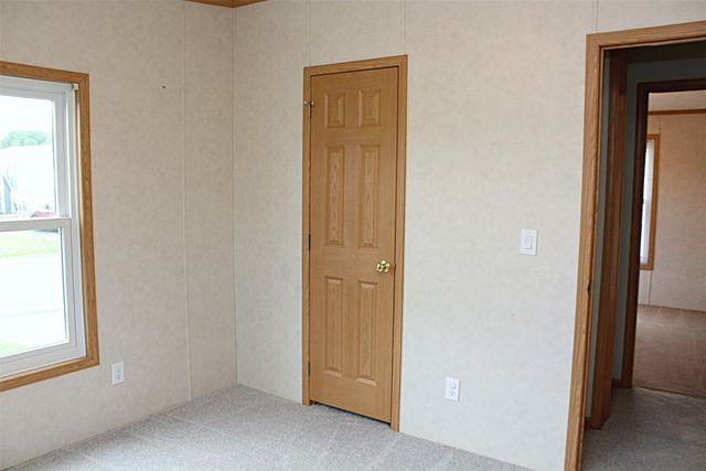 2722 W PARK Lane, Erie, PA 16506