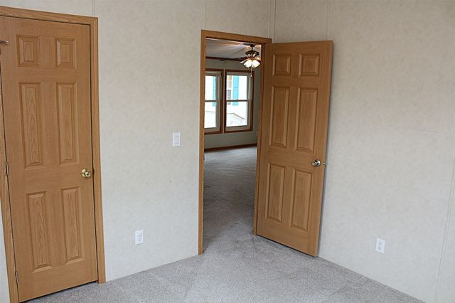 2722 W PARK Lane, Erie, PA 16506