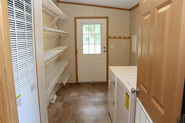 2722 W PARK Lane, Erie, PA 16506