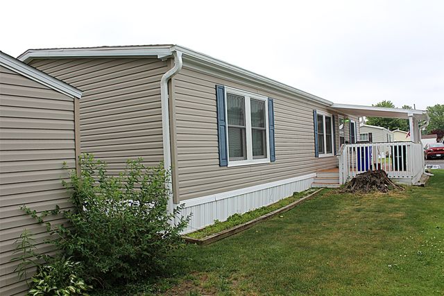 2722 W PARK Lane, Erie, PA 16506