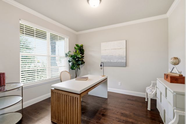 8205 Plumbago Way, Dallas, TX 75252