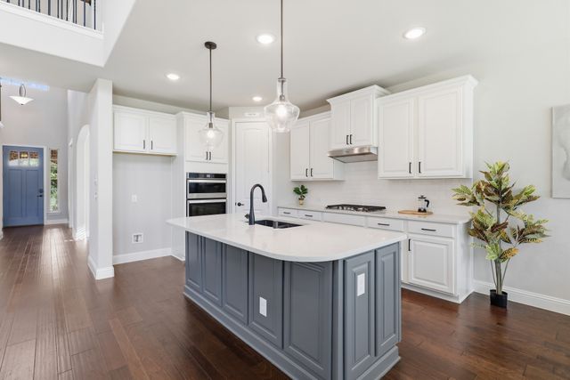 8205 Plumbago Way, Dallas, TX 75252