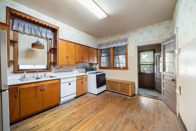 2510 N Rockwell Street, Chicago, IL 60647