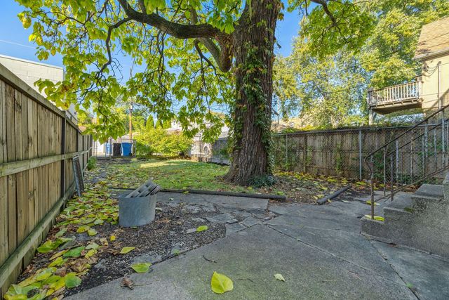 2510 N Rockwell Street, Chicago, IL 60647