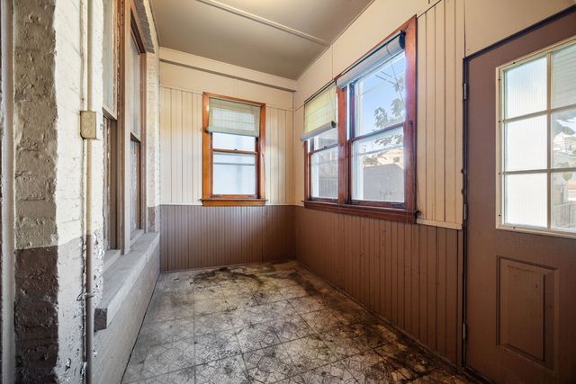 2510 N Rockwell Street, Chicago, IL 60647