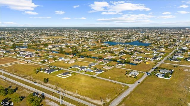 1614 NE Juanita PL, Cape Coral, FL 33909