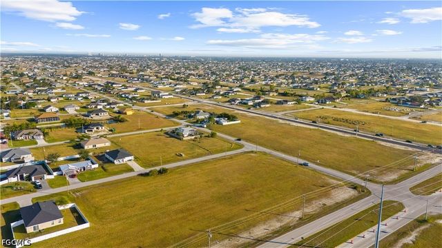 1614 NE Juanita PL, Cape Coral, FL 33909