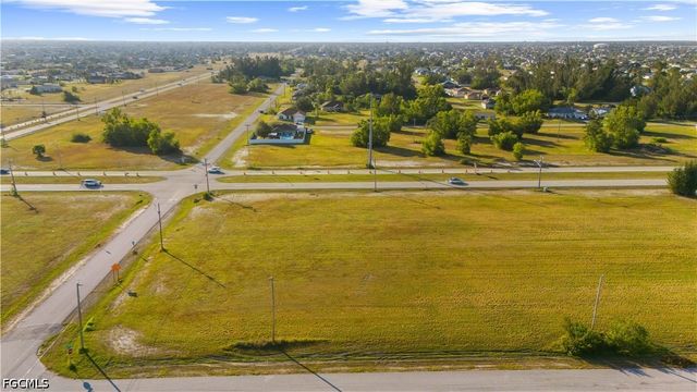 1614 NE Juanita PL, Cape Coral, FL 33909
