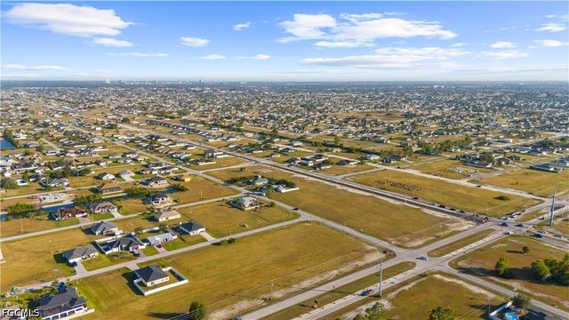 1614 NE Juanita PL, Cape Coral, FL 33909