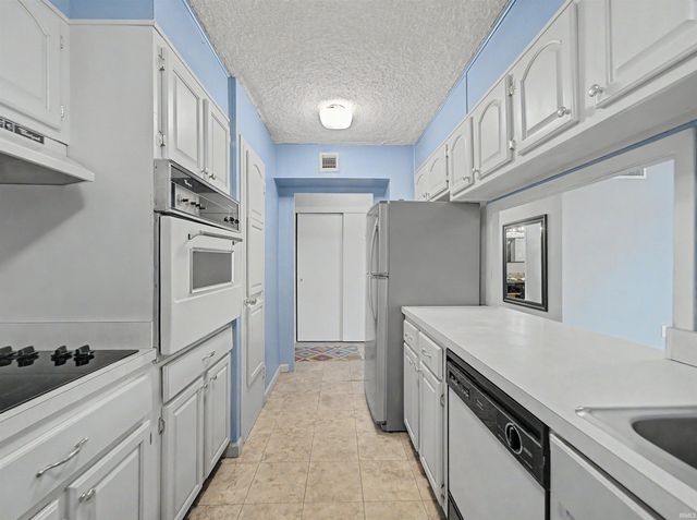 1100 Erie Ave Unit 704, Evansville, IN 47715