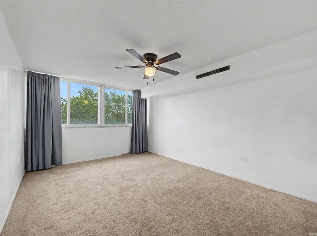 1100 Erie Ave Unit 704, Evansville, IN 47715
