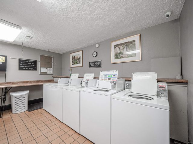 1100 Erie Ave Unit 704, Evansville, IN 47715