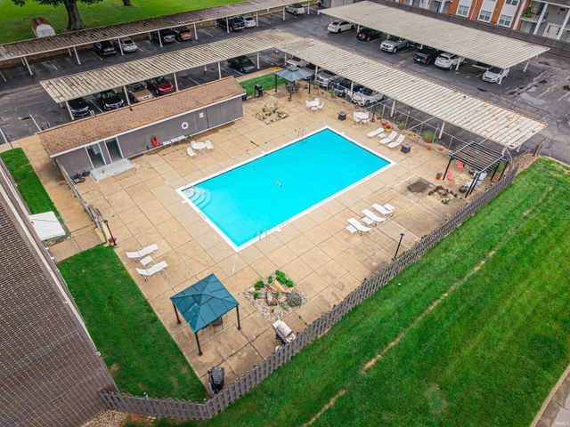 1100 Erie Ave Unit 704, Evansville, IN 47715