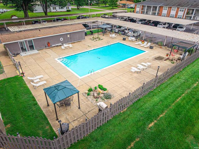 1100 Erie Ave Unit 704, Evansville, IN 47715