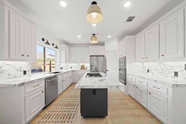 1834 Brightlake Way, Missouri City, TX 77459