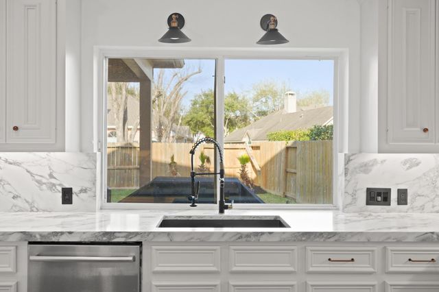 1834 Brightlake Way, Missouri City, TX 77459