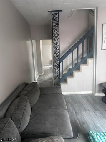 35 Bennett St, Phillipsburg Town, NJ 08865