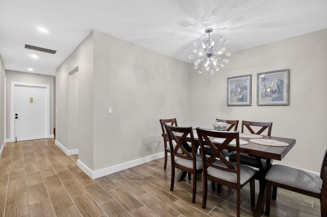 1101 Cactus Terrace 204, Delray Beach, FL 33445