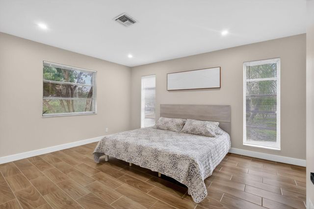 1101 Cactus Terrace 204, Delray Beach, FL 33445