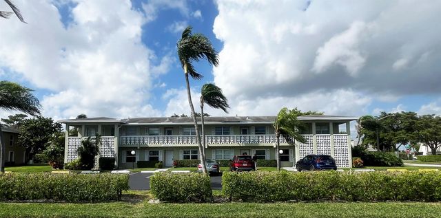 1101 Cactus Terrace 204, Delray Beach, FL 33445