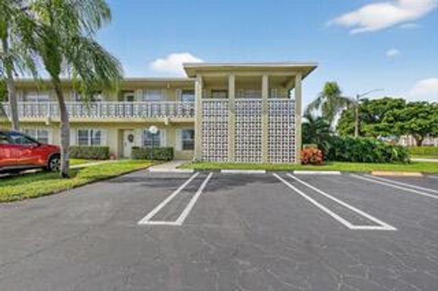 1101 Cactus Terrace 204, Delray Beach, FL 33445