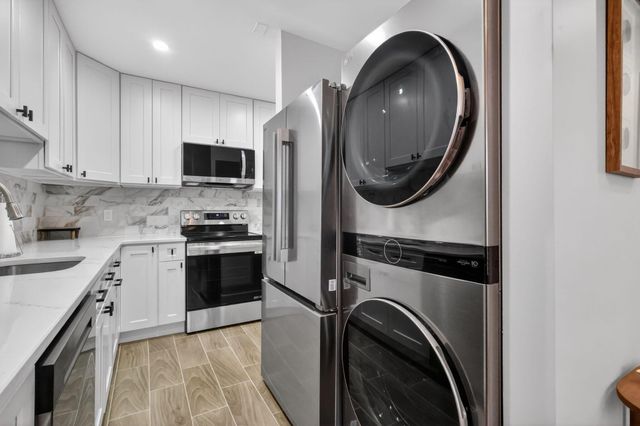 1101 Cactus Terrace 204, Delray Beach, FL 33445