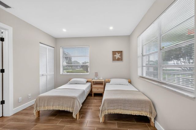 1101 Cactus Terrace 204, Delray Beach, FL 33445