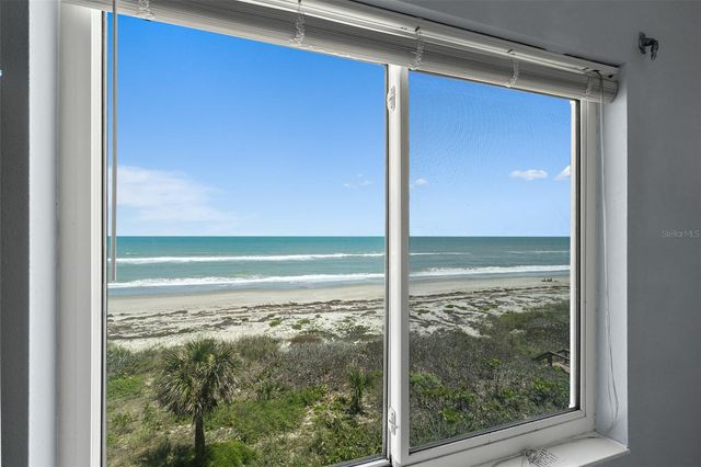 1415 N HIGHWAY A1A 402, Indialantic, FL 32903