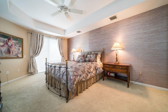 11860 Valencia Gardens Avenue, Palm Beach Gardens, FL 33410