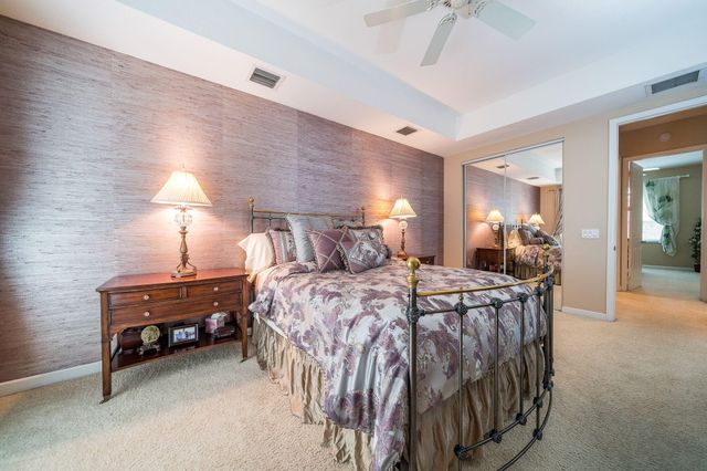 11860 Valencia Gardens Avenue, Palm Beach Gardens, FL 33410