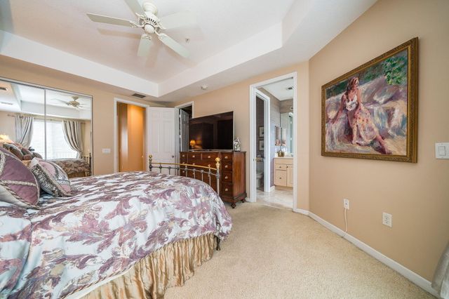 11860 Valencia Gardens Avenue, Palm Beach Gardens, FL 33410