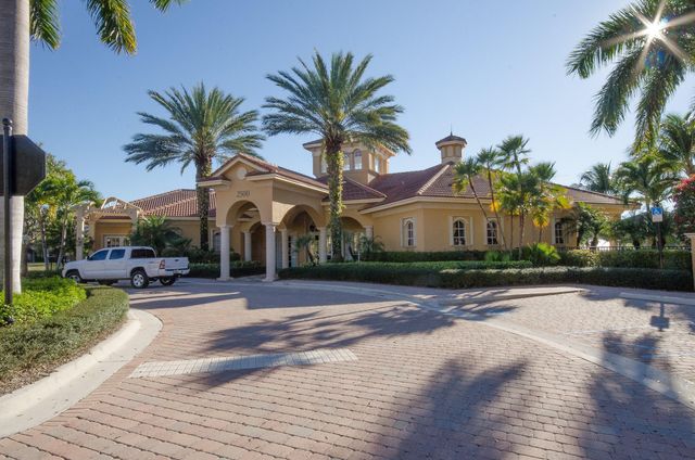 11860 Valencia Gardens Avenue, Palm Beach Gardens, FL 33410