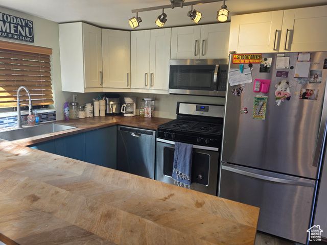 30 W 100 S, Clifton, ID 83228