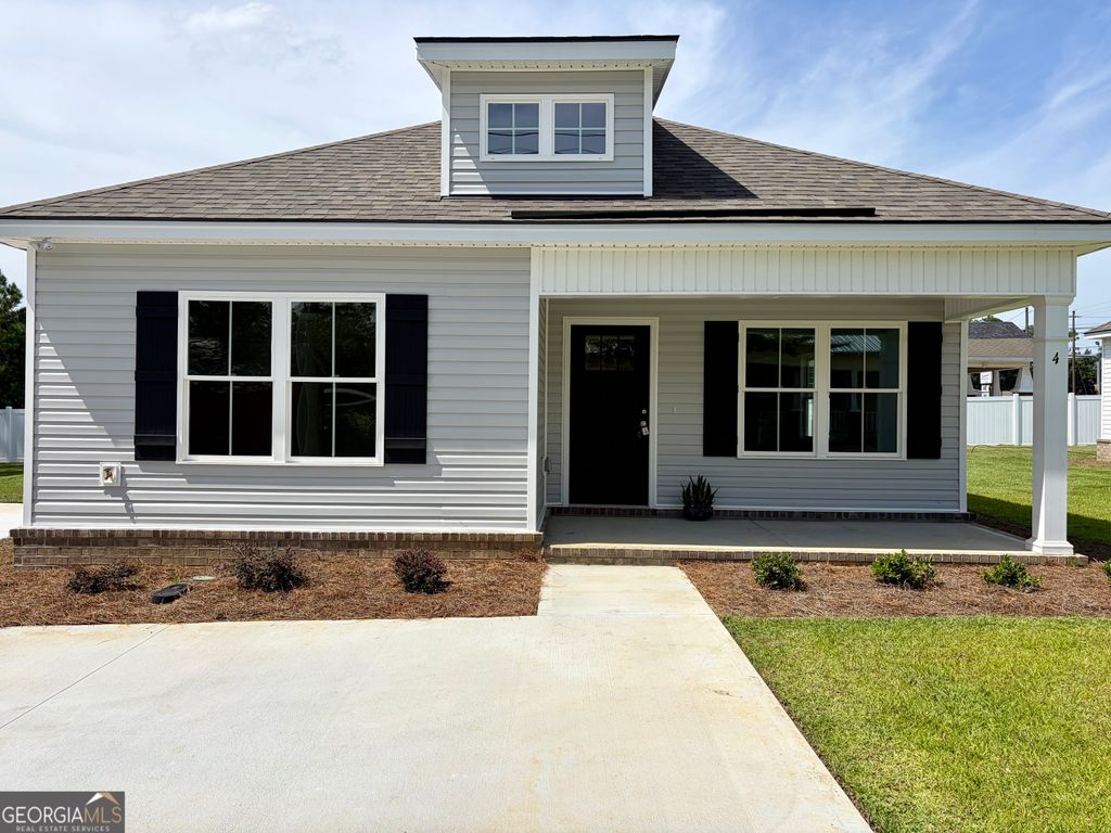 4 Roundtree Street, Statesboro, GA 30458
