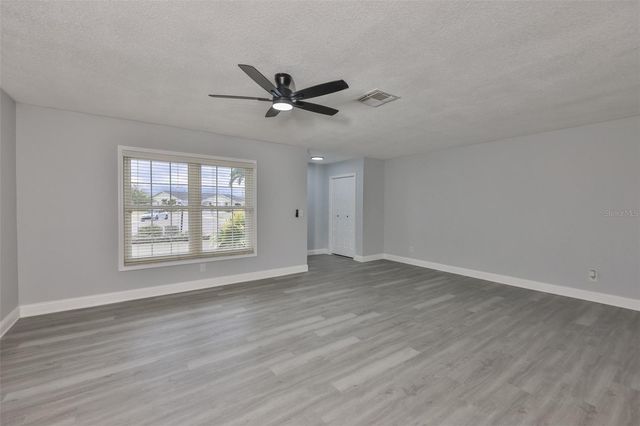 1007 STRAWPOCKET PLACE, Sun City Center, FL 33573