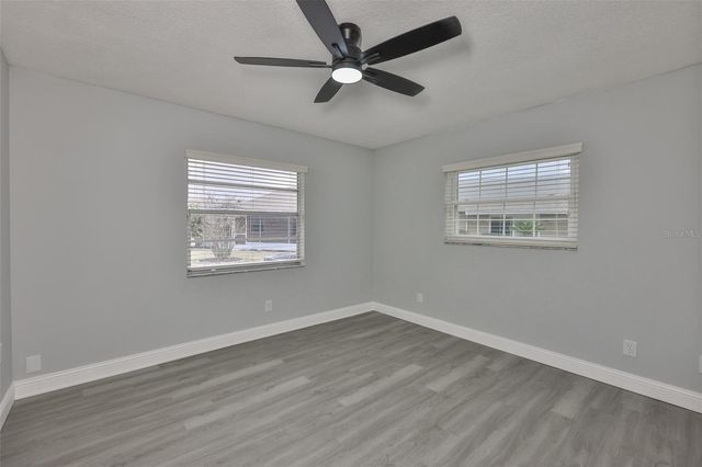 1007 STRAWPOCKET PLACE, Sun City Center, FL 33573