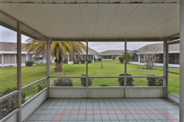 1007 STRAWPOCKET PLACE, Sun City Center, FL 33573