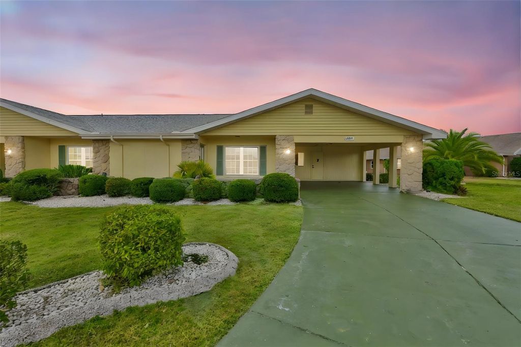 1007 STRAWPOCKET PLACE, Sun City Center, FL 33573