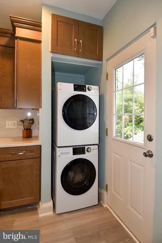 6112 NAVAL AVE, Lanham, MD 20706