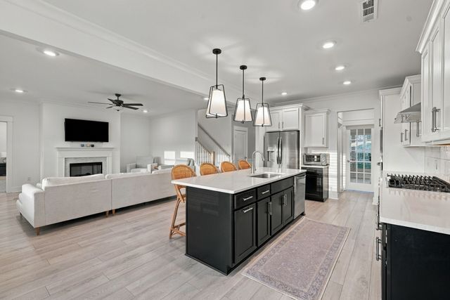 5404 Bridgemore Blvd, Murfreesboro, TN 37129