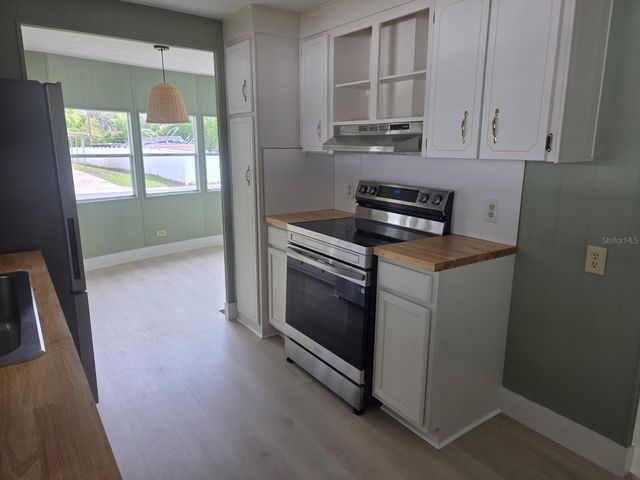 13 HAMILTON LANE, Palm Harbor, FL 34684